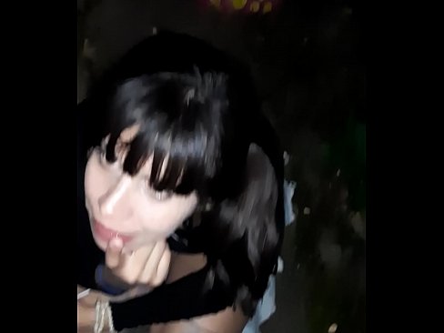 ❤️ Pe stradă penisul umflat în schimbul unor bomboane ❤  at porn ro.com-full-porner.ru